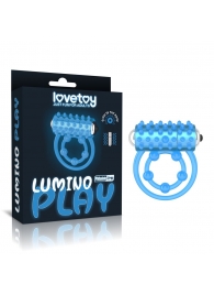 Голубое, светящееся в темноте виброкольцо Lumino Play Vibrating Penis Ring - Lovetoy - в Красноярске купить с доставкой