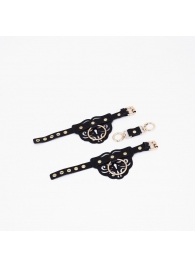 Черные кожаные наручники с клепками, кольцами и золотистой фурнитурой - Crazy Handmade - купить с доставкой в Красноярске