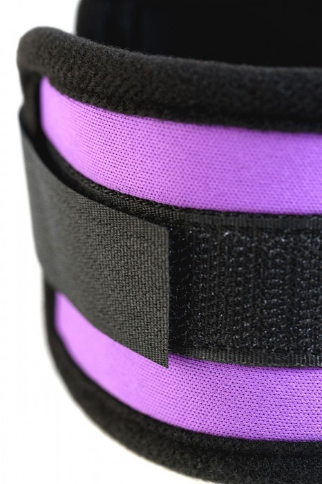 Наручники из неопрена фиолетового цвета - ToyFa - купить с доставкой в Красноярске
