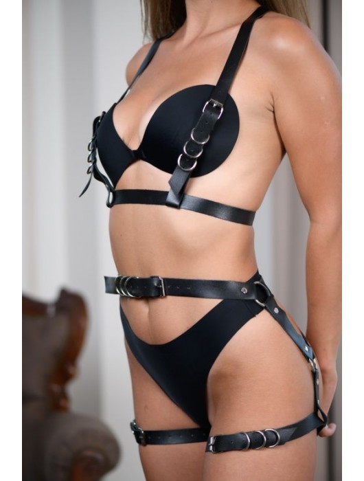 Черные гартеры из натуральной кожи с регулируемыми ремешками - БДСМ Арсенал - купить с доставкой в Красноярске